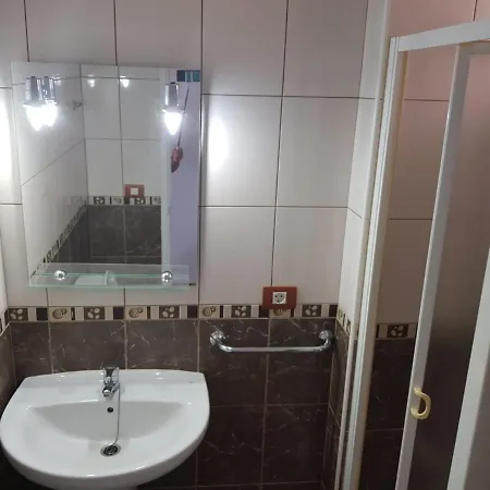 Appartement 5 Min Walk From Yumbo 309-322 *