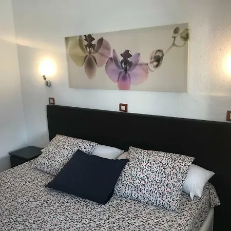 Appartement 5 Min Walk From Yumbo 309-322 *