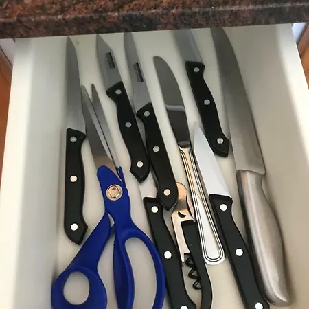 5 Min Walk From Yumbo 309-322 *