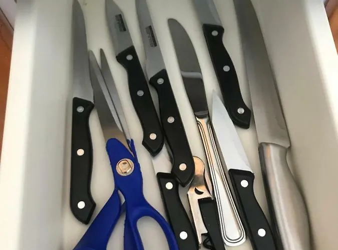 5 Min Walk From Yumbo 309-322 *